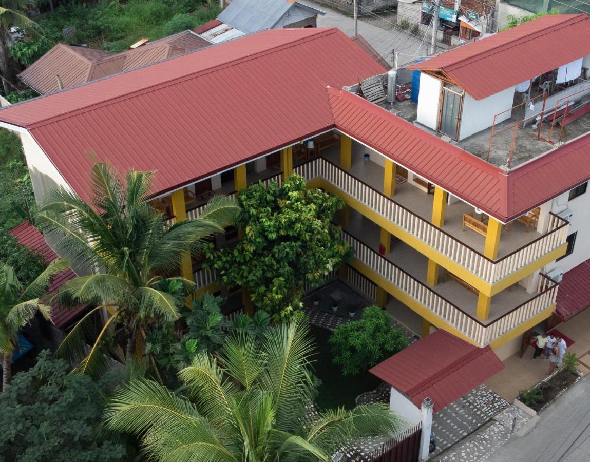 Speed 8 Inn Moalboal Exterior foto